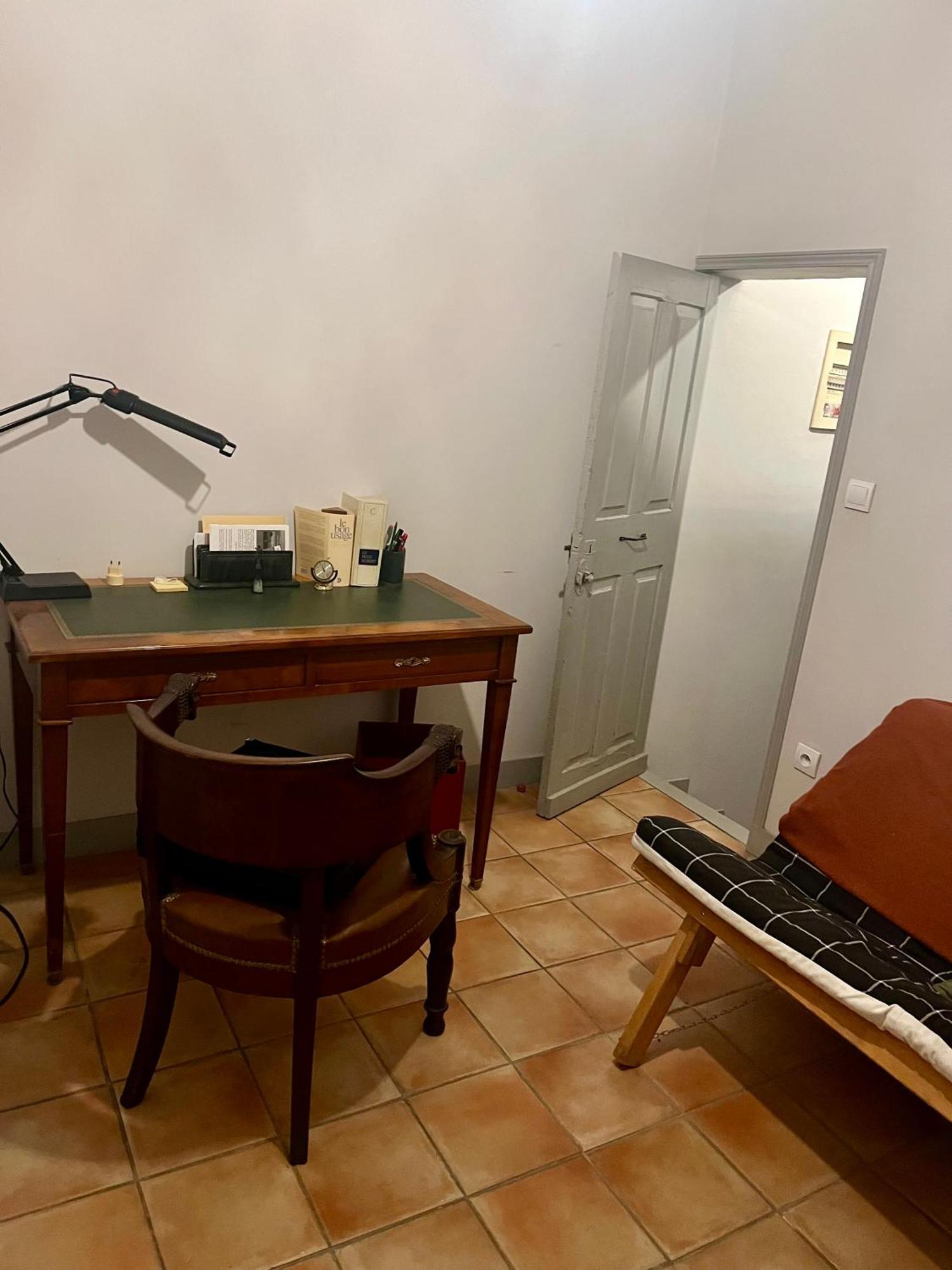 Le Nid Arlesien A Cote Du Musee Arlaten Apartment Екстериор снимка