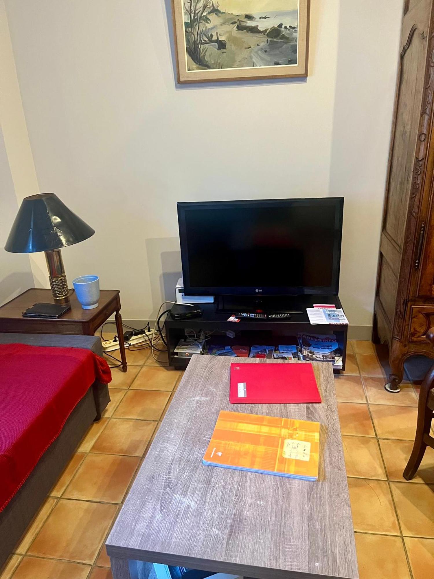 Le Nid Arlesien A Cote Du Musee Arlaten Apartment Екстериор снимка